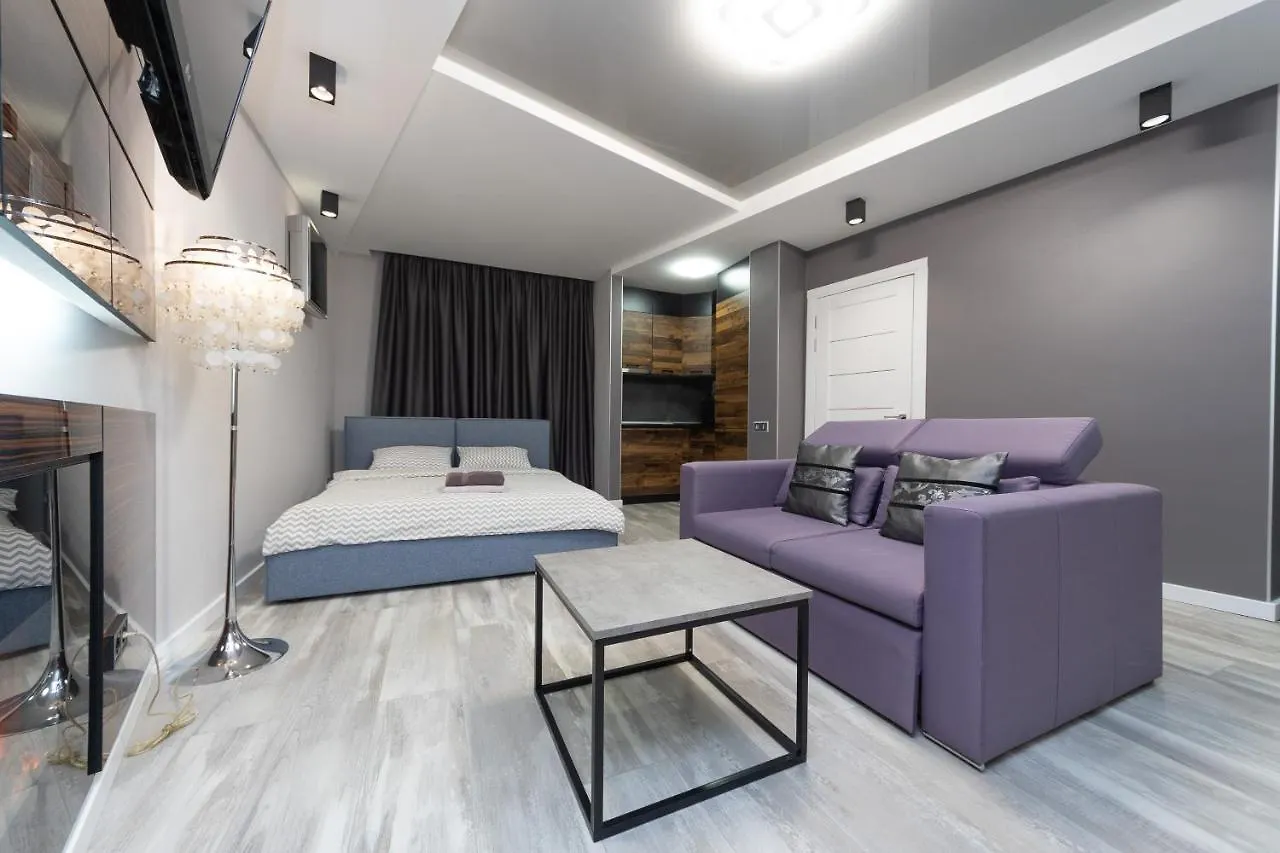 Luxrent Apartments On Lesi Ukrainki - Kiev