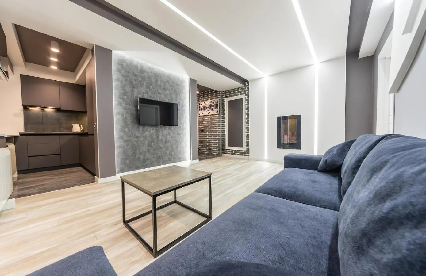 Luxrent Apartments On Lesi Ukrainki - Kiev אוקראינה
