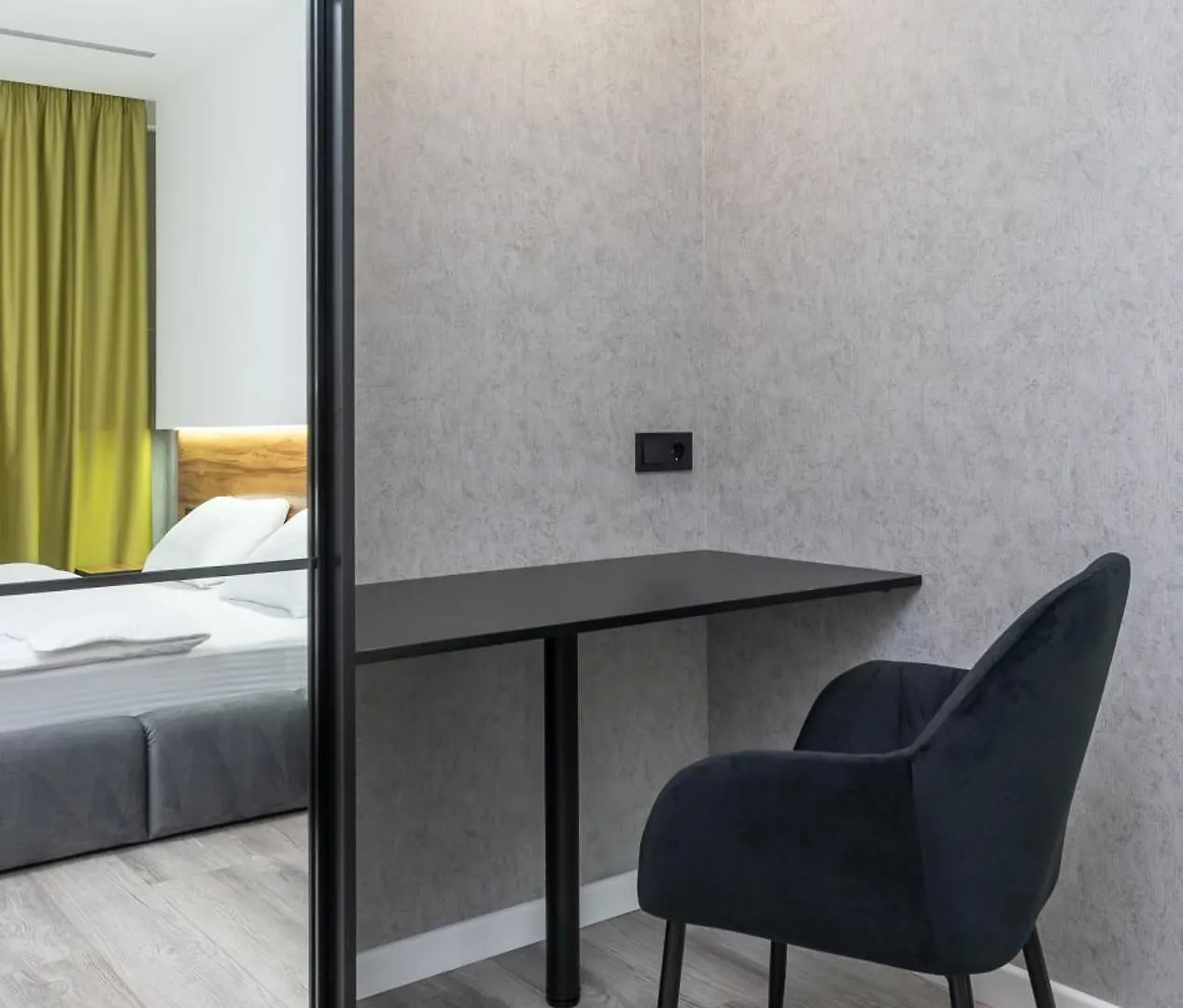 Luxrent Apartments On Lesi Ukrainki - Kiev